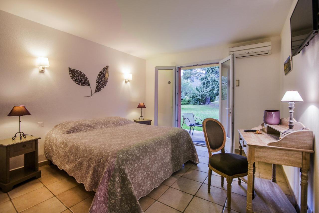 Hotel Du Pont De L'Oso Lecci Buitenkant foto