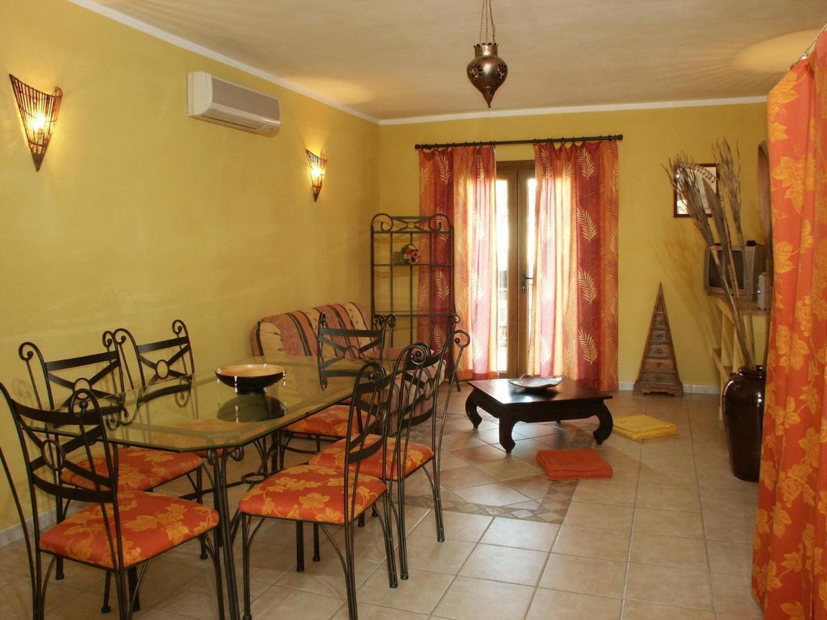 Hotel Du Pont De L'Oso Lecci Buitenkant foto