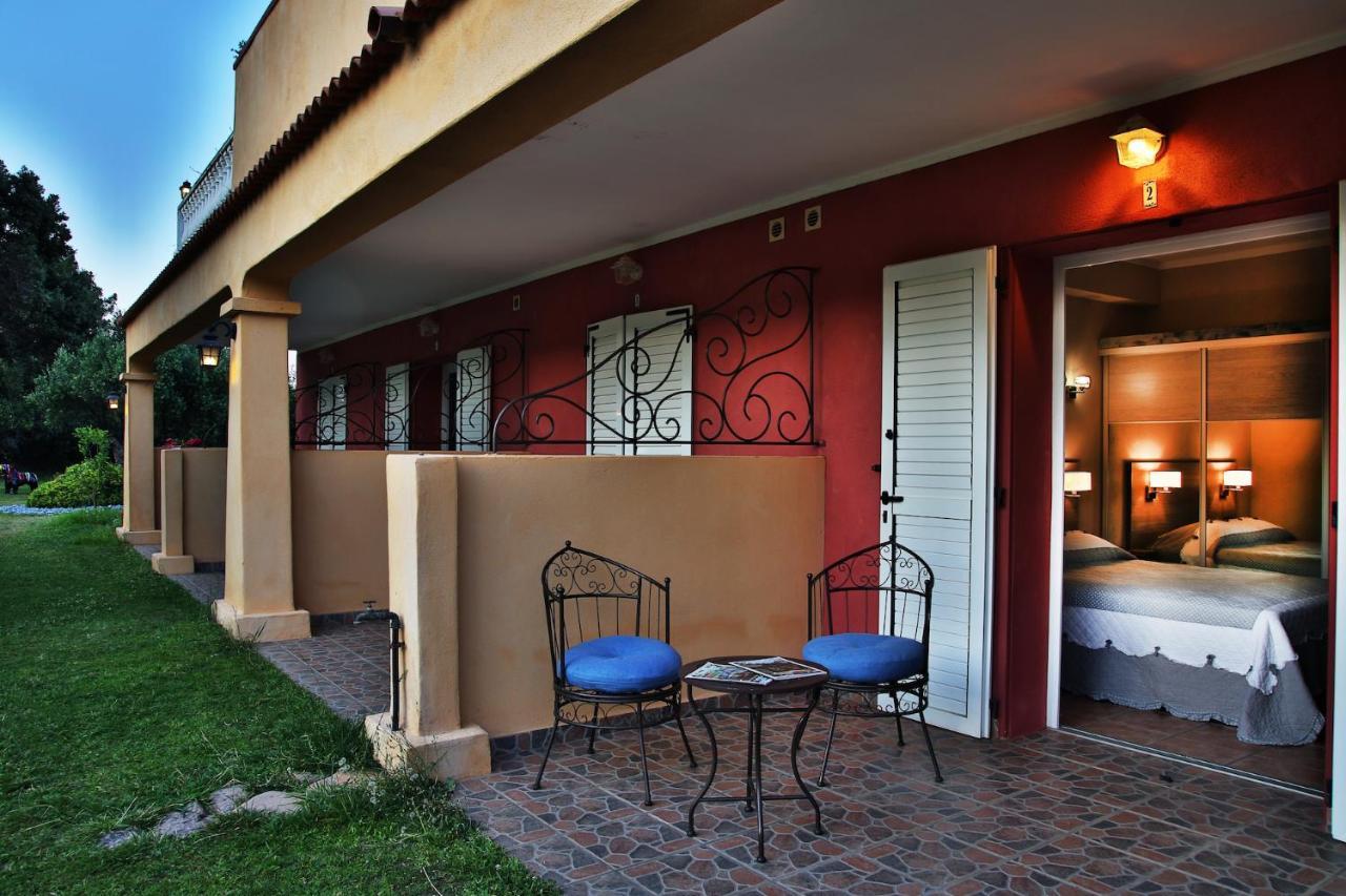 Hotel Du Pont De L'Oso Lecci Buitenkant foto